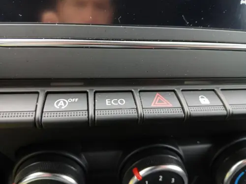 Renault Clio Clio TCe 90 Equilibre - Photo 23