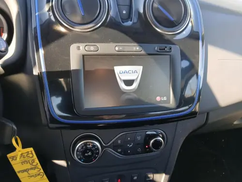 Dacia Sandero ECO-G 100 15 ans - Photo 20