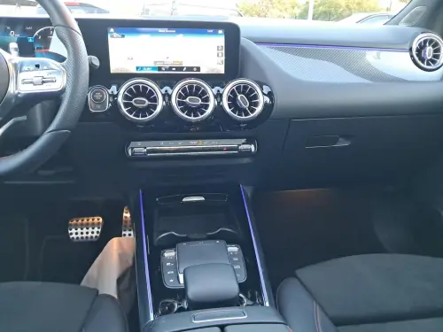 Mercedes Classe B Classe B 180 d 7G-DCT AMG Line Edition - Photo 14