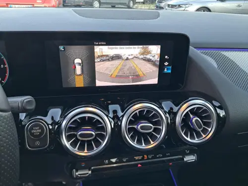 Mercedes Classe B Classe B 180 d 7G-DCT AMG Line Edition - Photo 19