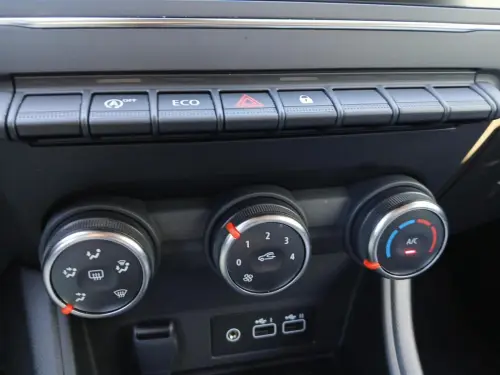 Renault Captur TCe 90 Evolution - Photo 23