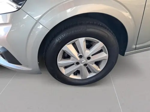 Dacia Sandero TCe 90 - 22B Confort - Photo 8