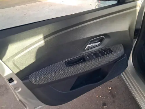 Dacia Sandero TCe 90 - 22B Confort - Photo 10