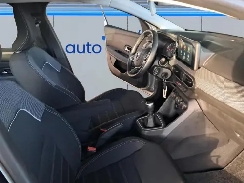 Dacia Sandero TCe 90 - 22B Confort - Photo 16