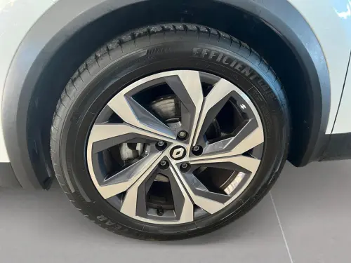 Renault Captur E-Tech Plug-in 160 - 21B R.S. Line - Photo 8