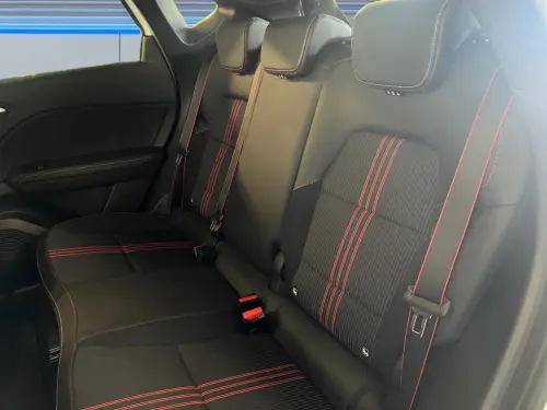 Renault Captur E-Tech Plug-in 160 - 21B R.S. Line - Photo 15