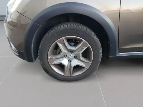 Dacia Sandero TCe 90 Stepway - Photo 8