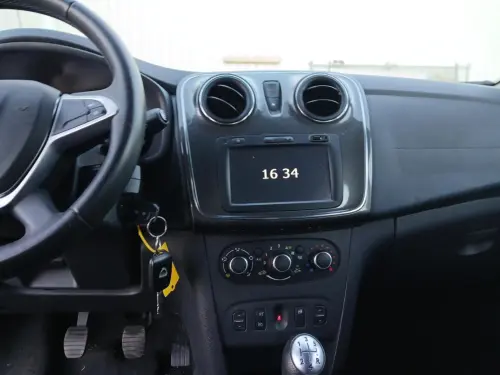 Dacia Sandero TCe 90 Stepway - Photo 14