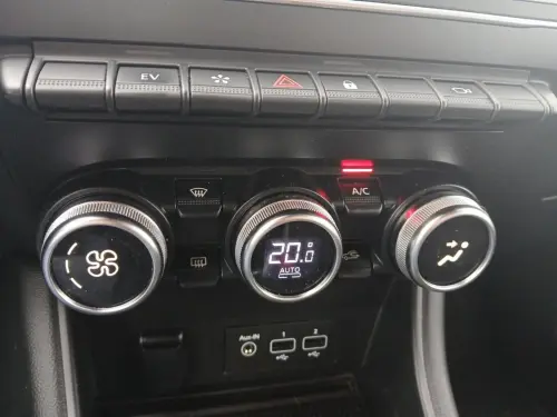 Renault Captur E-Tech 145 - 21 Intens - Photo 23