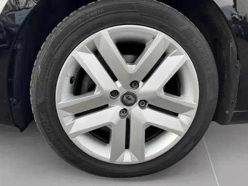 Renault Clio Clio E-Tech 140 Business - Photo 8