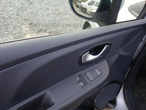 Renault Clio Clio TCe 90 Génération - Photo 10