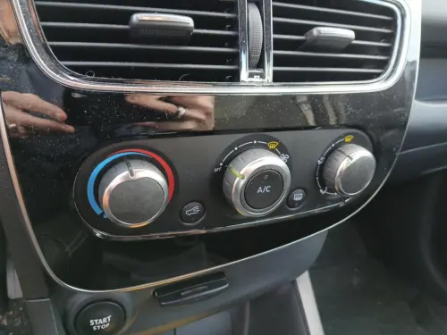 Renault Clio Clio TCe 90 Génération - Photo 21