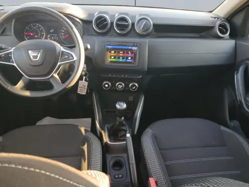 Dacia Duster TCe 130 FAP 4x2 Prestige - Photo 11