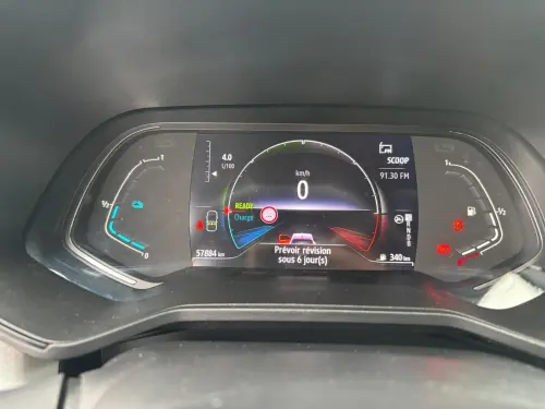 Renault Clio Clio E-Tech 140 - 21N Limited - Photo 13