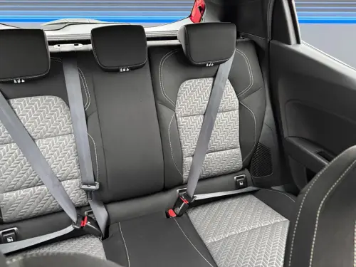 Renault Clio Clio E-Tech 140 - 21N Limited - Photo 17