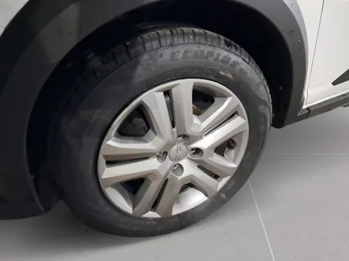 Dacia Sandero TCe 90 Stepway Expression - Photo 8