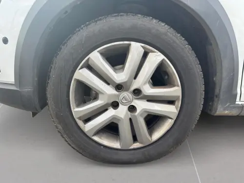 Dacia Sandero TCe 90 - 22 Stepway Confort - Photo 8