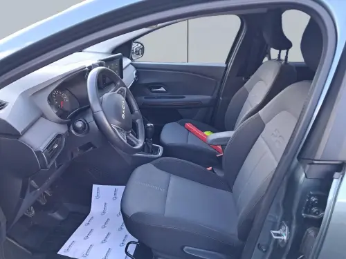 Dacia Jogger TCe 110 5 places Extreme + - Photo 9