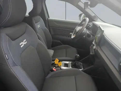 Dacia Duster Mild Hybrid 130 Journey - Photo 16