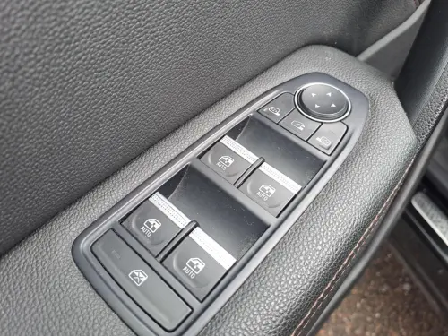 Renault Captur TCe 155 EDC FAP Initiale Paris - Photo 10