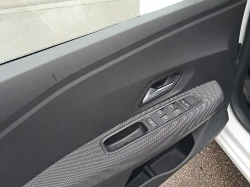 Dacia Sandero TCe 90 Confort - Photo 10