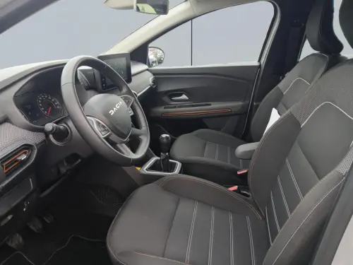 Dacia Sandero TCe 110 Stepway Expression + - Photo 9
