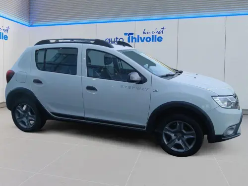 Dacia Sandero TCe 90 Stepway - Photo 4