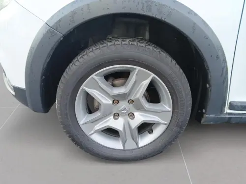 Dacia Sandero TCe 90 Stepway - Photo 7