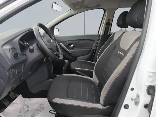Dacia Sandero TCe 90 Stepway - Photo 8
