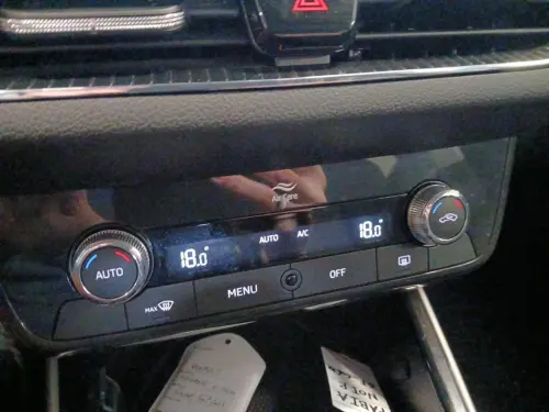 Skoda Fabia 1.0 TSI 110 ch BVM6 Style - Photo 21