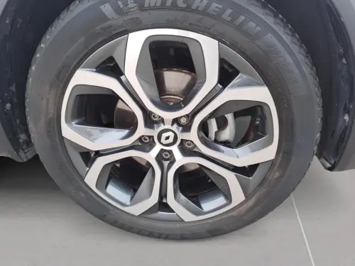 Renault Captur E-Tech full hybrid 145 Techno fast track - Photo 8