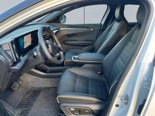 Renault Megane E-Tech Megane E-Tech 220 ch autonomie confort GSR2 Iconic - Photo 9