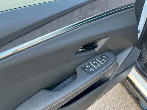 Renault Megane E-Tech Megane E-Tech 220 ch autonomie confort GSR2 Iconic - Photo 10