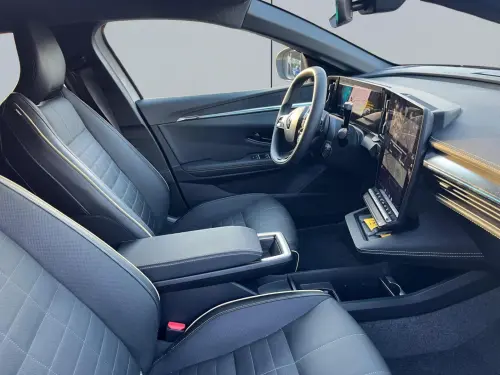 Renault Megane E-Tech Megane E-Tech 220 ch autonomie confort GSR2 Iconic - Photo 16