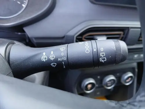 Dacia Jogger TCe 110 7 places GSR2 Extreme - Photo 26