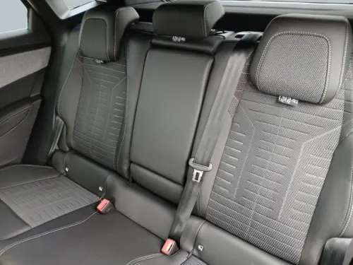 Peugeot 3008 Hybrid 145 e-DCS6 GT - Photo 15