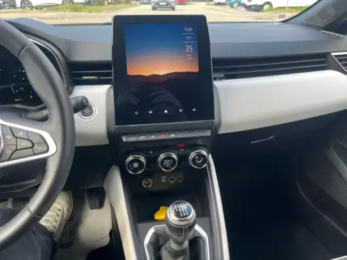 Renault Clio Clio TCe 140 Techno - Photo 14