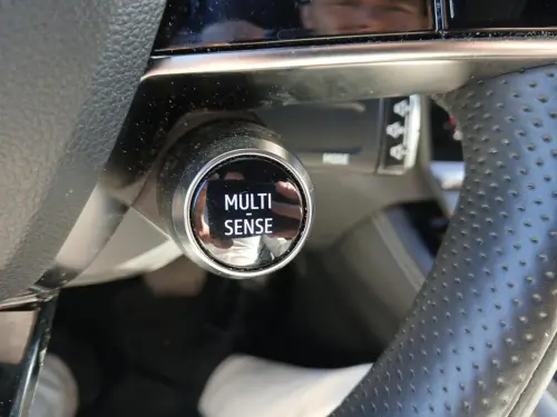 Renault Austral E-Tech hybrid 200 Techno - Photo 24