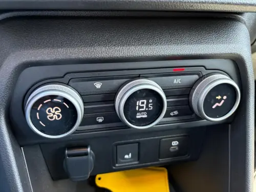 Dacia Jogger TCe 110 7 places GSR2 Extreme - Photo 22