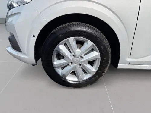 Dacia Sandero TCe 90 Expression - Photo 8