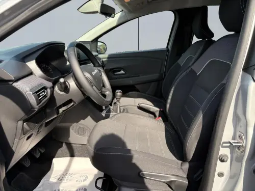 Dacia Sandero TCe 90 Expression - Photo 9