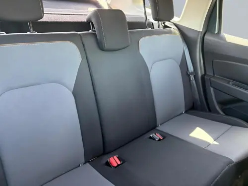 Dacia Duster ECO-G 100 4x2 Journey - Photo 17