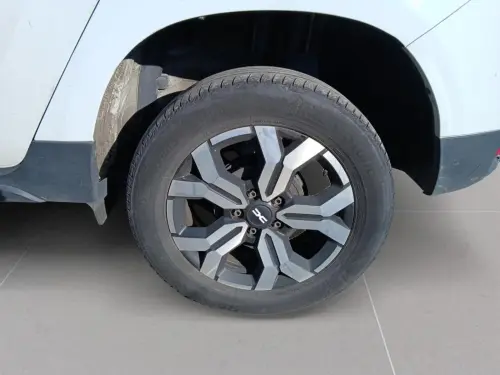 Dacia Duster ECO-G 100 4x2 Journey + - Photo 8