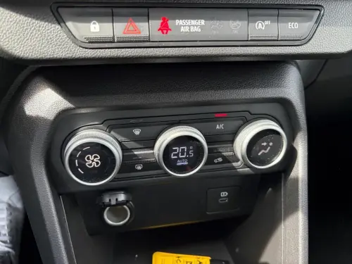Dacia Sandero TCe 90 GSR2 Journey - Photo 22