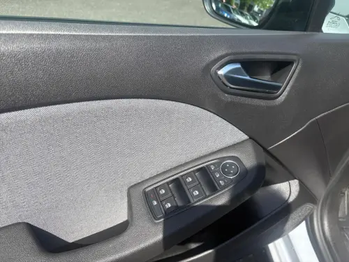 Renault Clio Clio Eco-G 100 ch GSR2 Techno - Photo 10