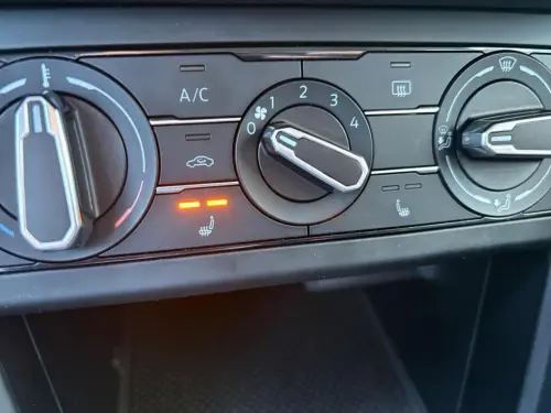 Volkswagen Polo 1.0 LIFE 115 CV DSG - Photo 23