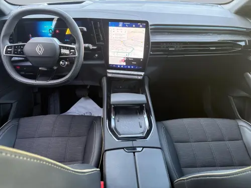 Renault Austral E-TECH Full Hybrid 200 -24 Iconic - Photo 11