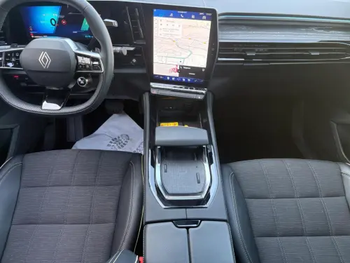 Renault Austral E-TECH Full Hybrid 200 -24 Iconic - Photo 14