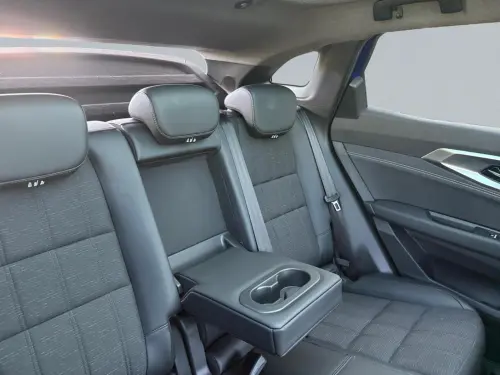 Renault Austral E-TECH Full Hybrid 200 -24 Iconic - Photo 17