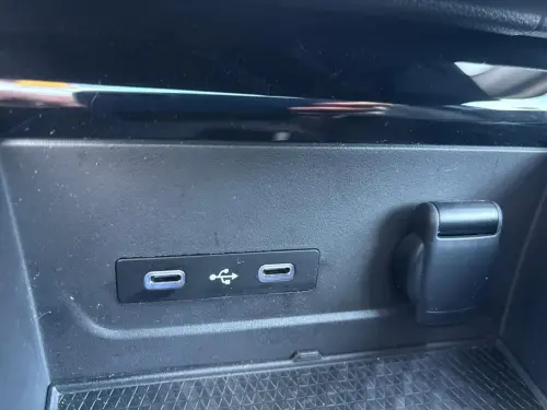 Renault Austral E-TECH Full Hybrid 200 -24 Iconic - Photo 26